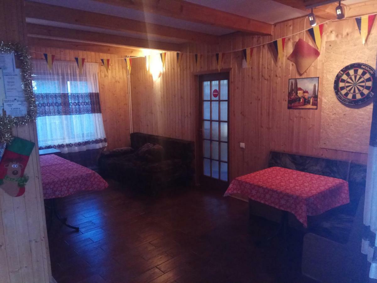 Casa Alexandru Hotell Azuga Eksteriør bilde